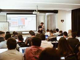 Capa: Baixar Curso Real Trader V1: Domine o Mercado Agora!