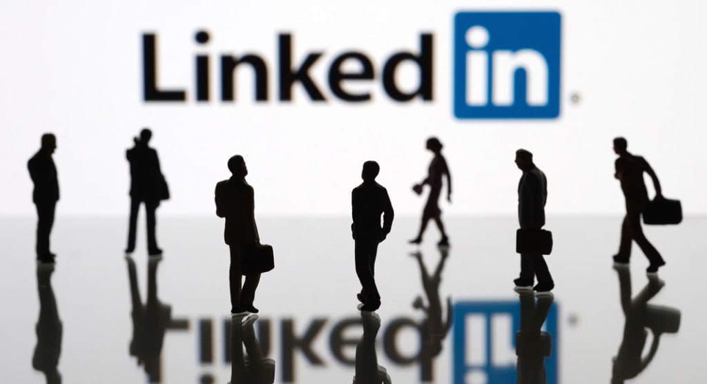 Capa: Baixe o Curso Linkedin Alura Completo: Networking e Carreira