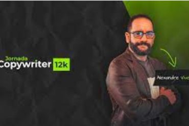 Capa do curso Formação Copywriter 12K de Alexandre Viveiros com destaque para download e alta conversão.