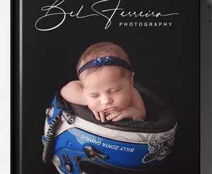 Fotógrafa Bel Ferreira ensinando técnica de fotografia newborn em estúdio profissional