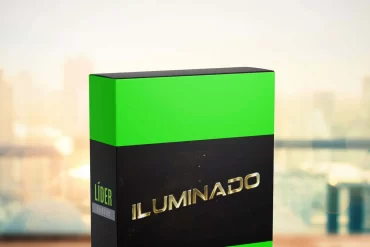 Shirleyson Kaisser apresentando o Curso Iluminado 2.0 em um ambiente de marketing digital