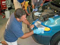 Curso de polimento de farol com demonstração prática e ferramentas