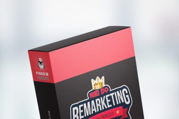 Micha Menezes, o Rei do Remarketing, ensinando estratégias de alta conversão em um computador.