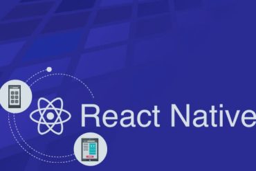Fabrica de Aplicativos React Native - Desenvolvedor criando app no computador