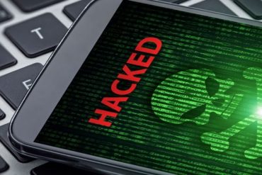 Capa do curso Android Hacking GuardWeb com foco em segurança móvel e proteção de dados