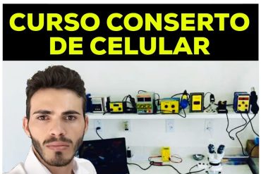 Curso Conserto de Celular Alan Cell - Técnico reparando smartphone.